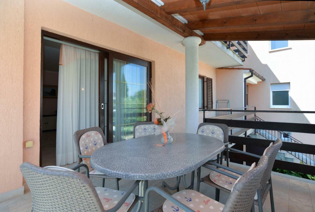 Apartment Gracijela 827 Медулин Экстерьер фото