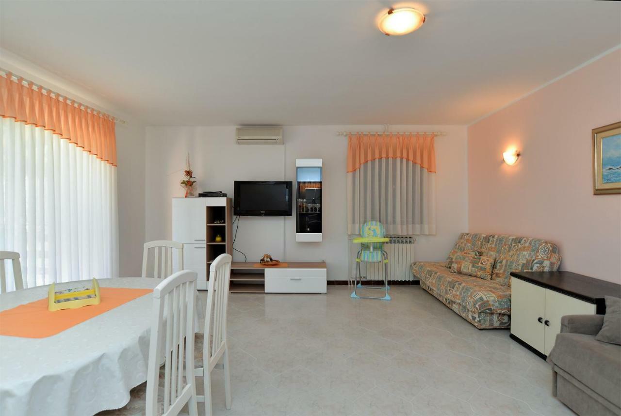 Apartment Gracijela 827 Медулин Экстерьер фото