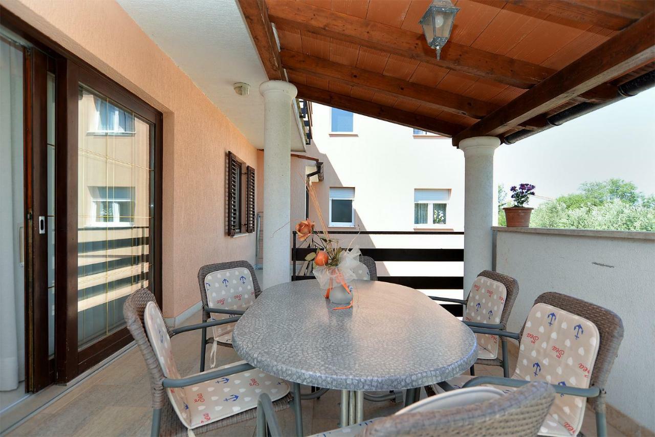 Apartment Gracijela 827 Медулин Экстерьер фото